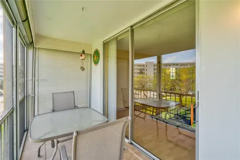 2930 Point East Drive Aventura FL 33160