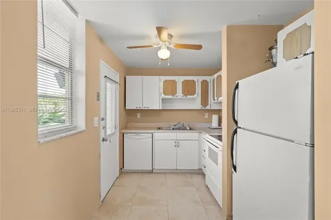 2930 Point East Drive Aventura FL 33160