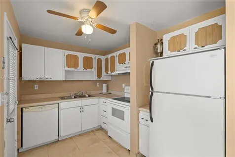 2930 Point East Drive Aventura FL 33160