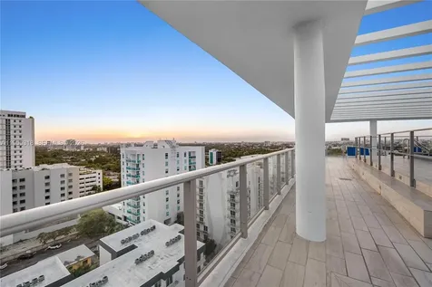 1600 SW 1st Avenue Miami FL 33129