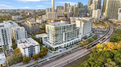 1600 SW 1st Avenue Miami FL 33129