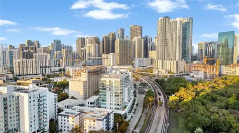 1600 SW 1st Avenue Miami FL 33129