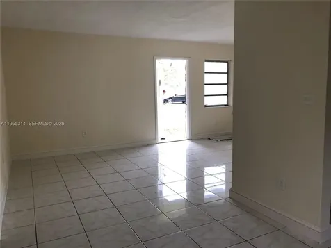 2450 NE 188 Street Miami FL 33180