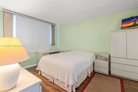 2861 Leonard Drive Aventura FL 33160