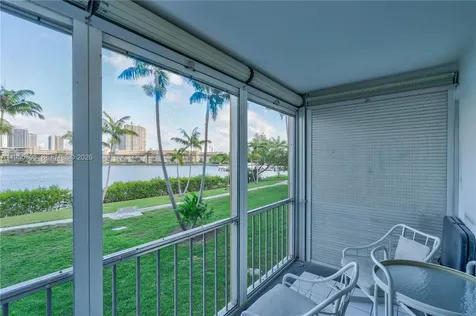 2861 Leonard Drive Aventura FL 33160