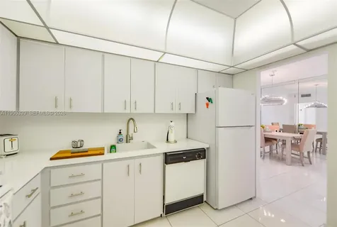 1985 S Ocean Drive Hallandale Beach FL 33009