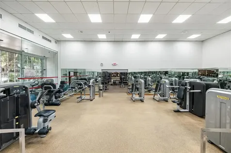 1000 Quayside Terrace Miami FL 33138