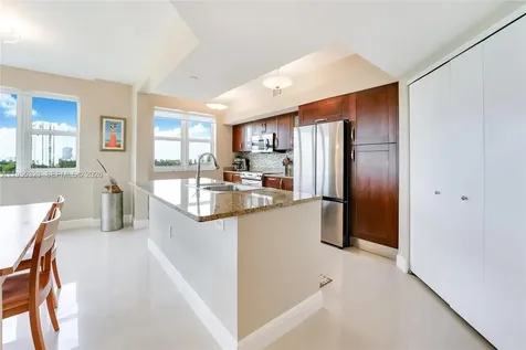 19900 E Country Club Drive Aventura FL 33180