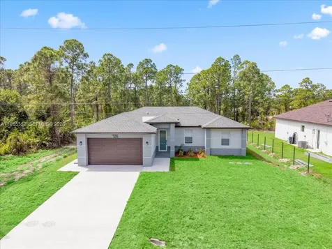 726 Giorgio Avenue S Lehigh Acres FL 33974