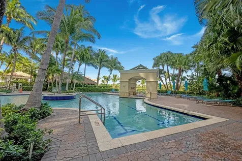 19501 W Country Club Drive Aventura FL 33180