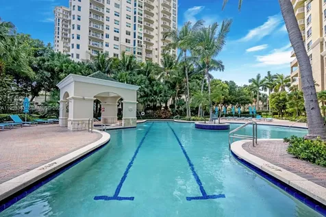 19501 W Country Club Drive Aventura FL 33180