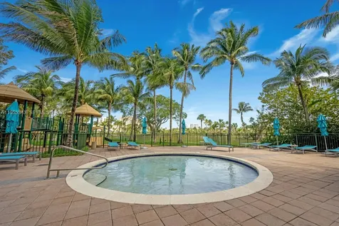19501 W Country Club Drive Aventura FL 33180