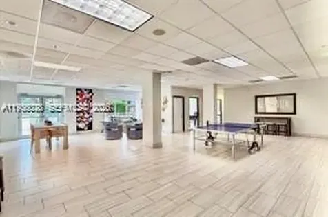 19390 Collins Avenue Sunny Isles Beach FL 33160