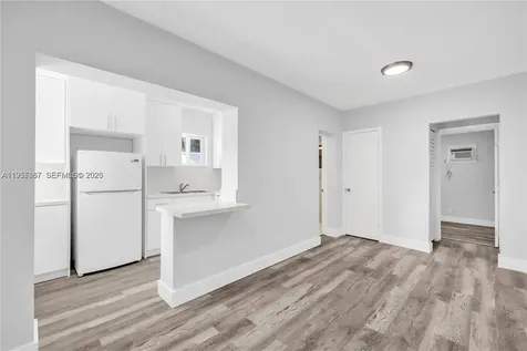 2729 SW 18th Street Miami FL 33145