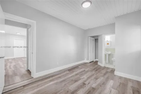 2729 SW 18th Street Miami FL 33145