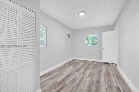 2729 SW 18th Street Miami FL 33145