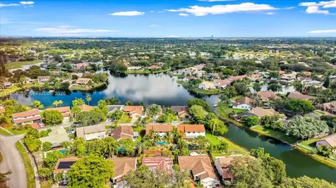 2560 Bass Way Cooper City FL 33026