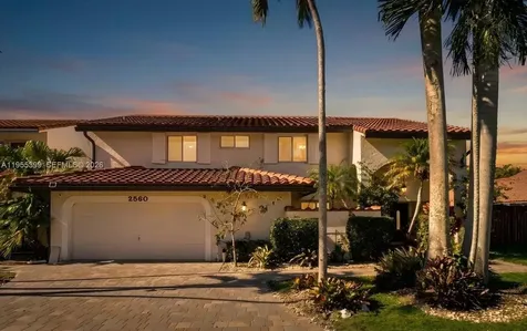 2560 Bass Way Cooper City FL 33026