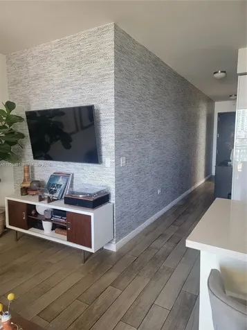 999 SW 1st Avenue Miami FL 33130