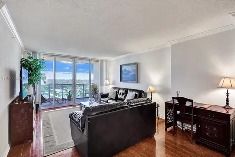 2501 S Ocean Drive Hollywood FL 33019