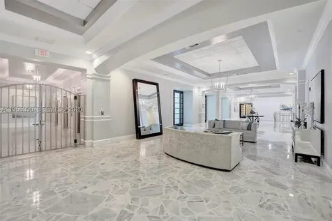 2501 S Ocean Drive Hollywood FL 33019
