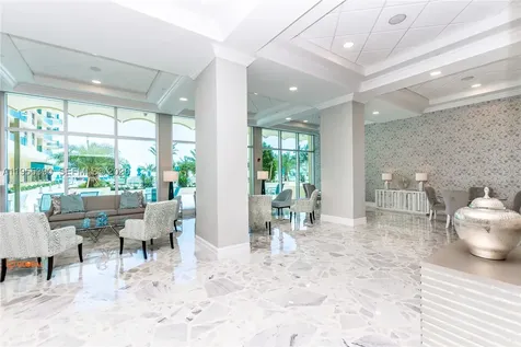 2501 S Ocean Drive Hollywood FL 33019