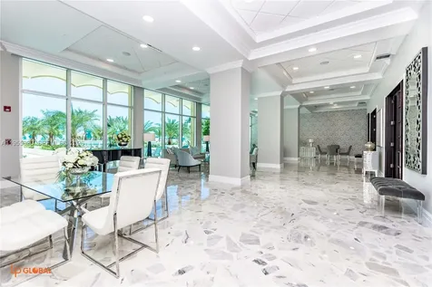 2501 S Ocean Drive Hollywood FL 33019