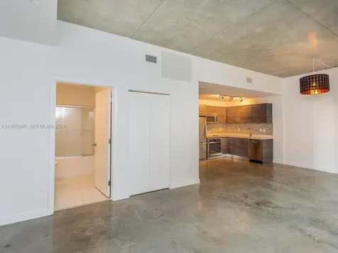 151 SE 1st Street Miami FL 33131