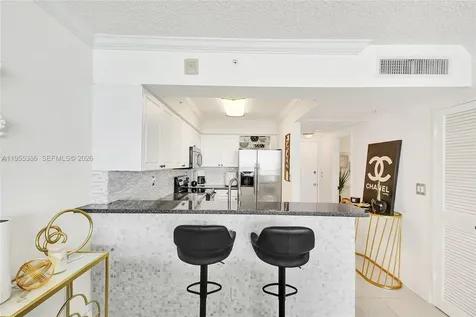 2501 S Ocean Drive Hollywood FL 33019