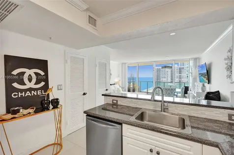 2501 S Ocean Drive Hollywood FL 33019