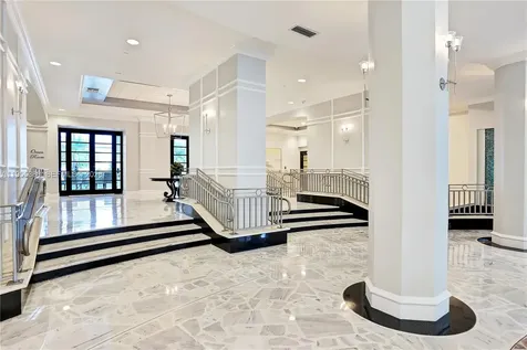 2501 S Ocean Drive Hollywood FL 33019