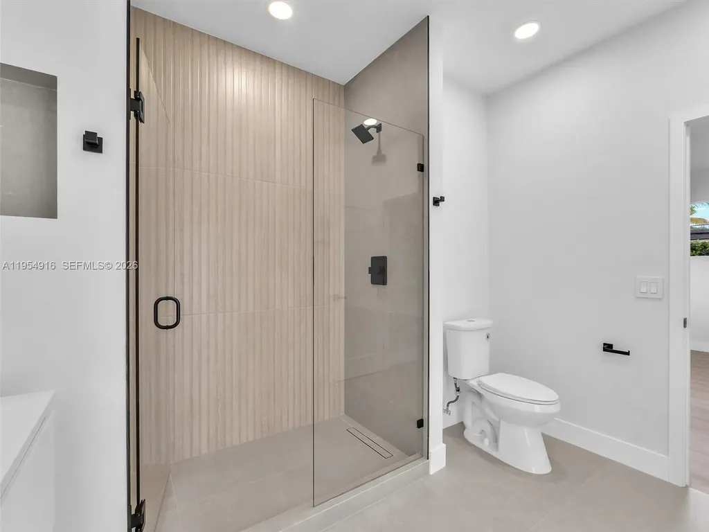 2144 NE 61st Court Fort Lauderdale FL 33308
