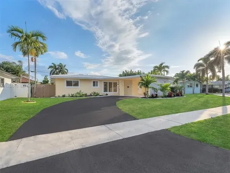 2144 NE 61st Court Fort Lauderdale FL 33308