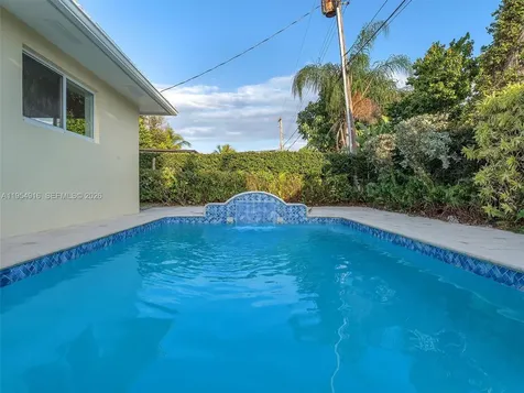 2144 NE 61st Court Fort Lauderdale FL 33308