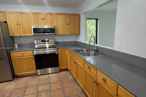 980 NW N River Drive Miami FL 33136