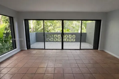 980 NW N River Drive Miami FL 33136
