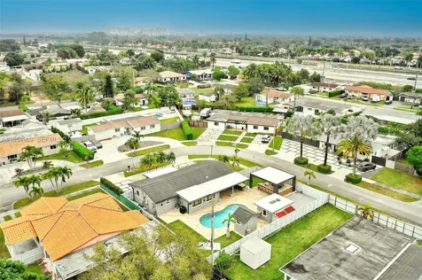 11800 SW 35th Street Miami FL 33175