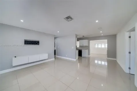 11800 SW 35th Street Miami FL 33175