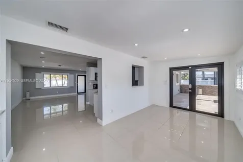11800 SW 35th Street Miami FL 33175