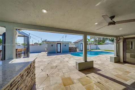 11800 SW 35th Street Miami FL 33175
