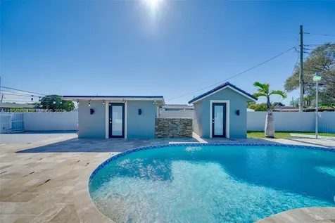 11800 SW 35th Street Miami FL 33175