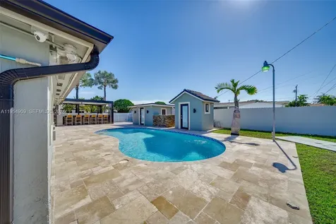 11800 SW 35th Street Miami FL 33175