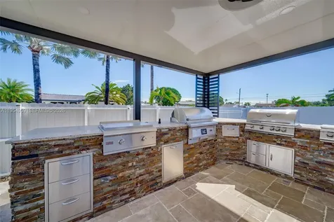 11800 SW 35th Street Miami FL 33175