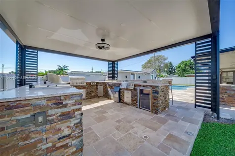 11800 SW 35th Street Miami FL 33175