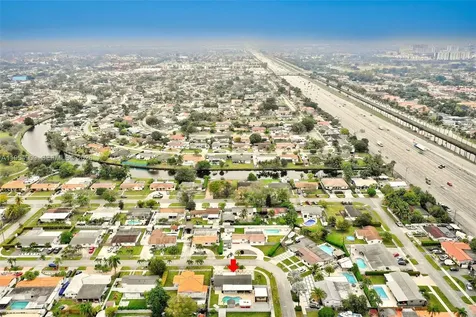 11800 SW 35th Street Miami FL 33175