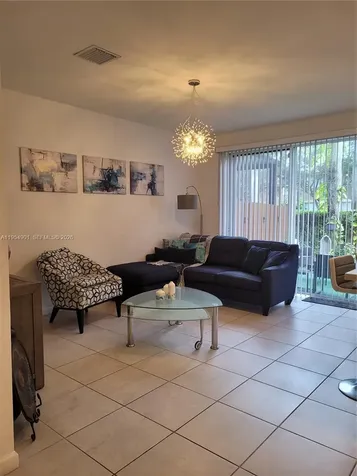 1015 SE 24th Terrace Homestead FL 33035