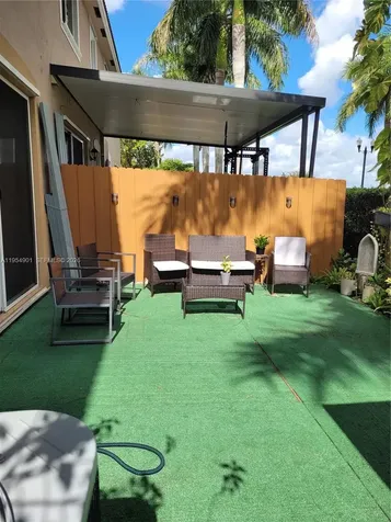 1015 SE 24th Terrace Homestead FL 33035