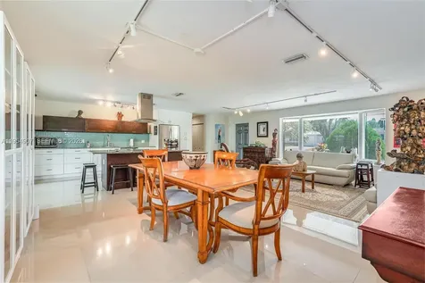 8761 Ridgeland Drive Cutler Bay FL 33157