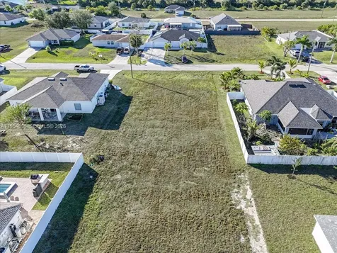 1317 NW 9th Terrace Cape Coral FL 33993