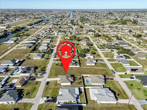 1317 NW 9th Terrace Cape Coral FL 33993